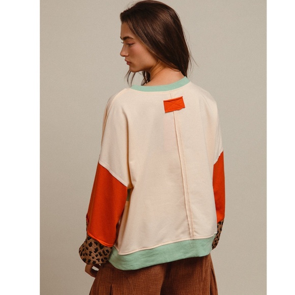 Bibi Color Block Leopard Mixed Top - Picture 2 of 4